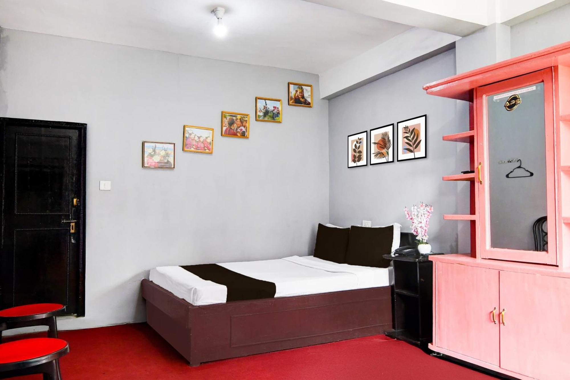 OYO 35738 Aps Homestay Ghum Luaran gambar
